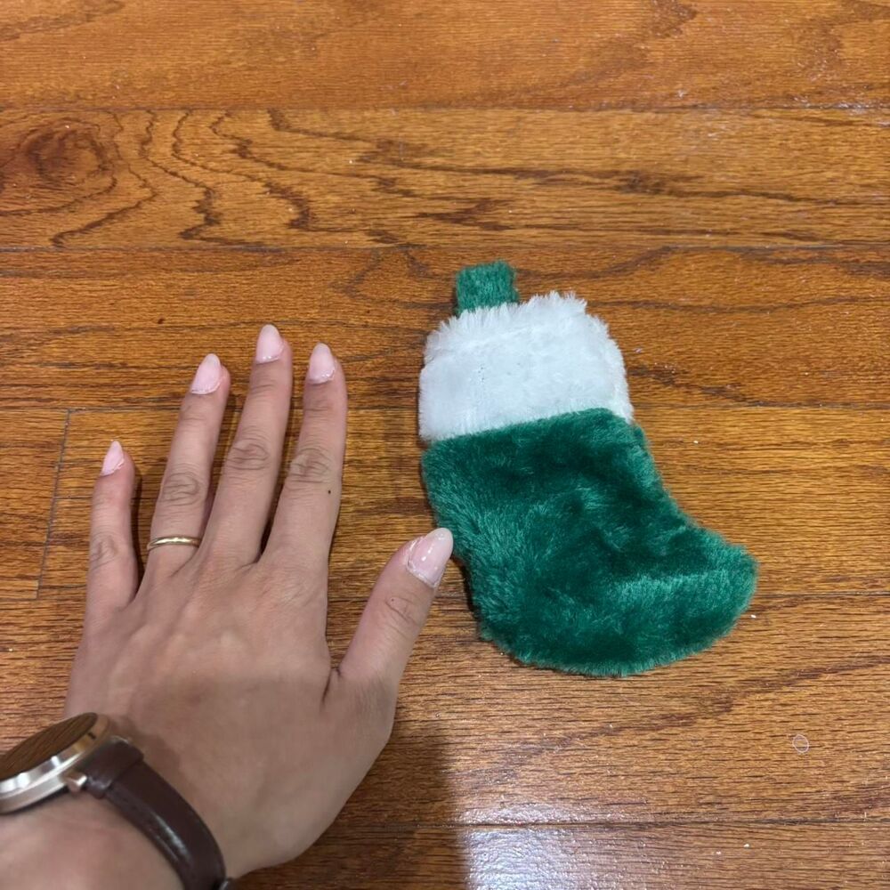 CHRISTMAS Green White Miniature Stocking Decorations Festive Home Fireplace B5